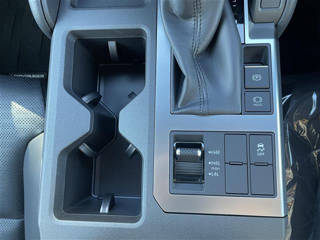 ランドクルーザー２５０ ＶＸ　モデリスタ　トヨタチームメイト　ＴｏｙｏｔａＳａｆｅｔｙＳｅｎｓｅ　ブラインドスポットモニター［ＢＳＭ］　パノラミックビューモニター　デジタルインナーミラー　ドライブレコーダー（25枚目）