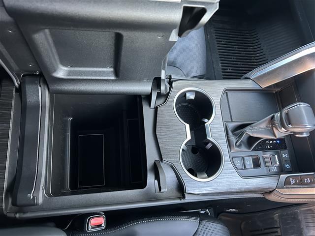 ランドクルーザー ＧＲスポーツ（16枚目）