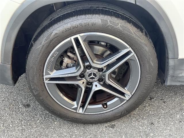 気になる車はすぐにお問い合わせください！画面右側の００６６から始まる無料ダイヤルからお問い合わせ下さい！専門スタッフがお車のご質問にお答えいたします！