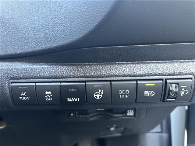 カローラツーリング ダブルバイビー　ナビ　Ｂカメラ　置くだけ充電　シートヒーター（3枚目）