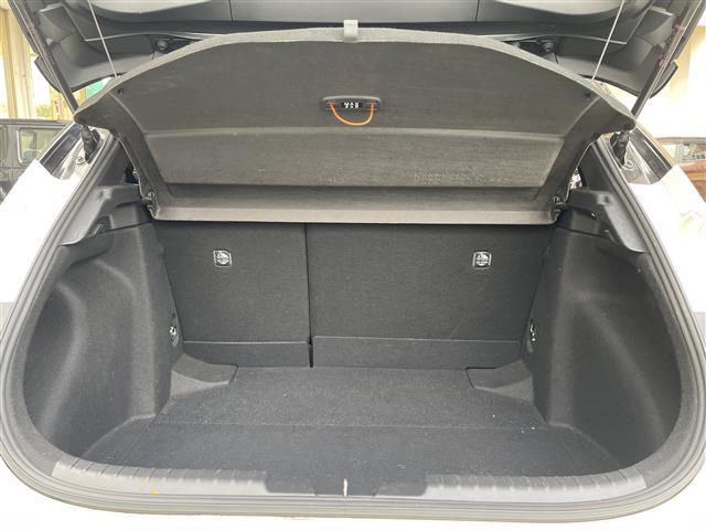 カローラスポーツ ハイブリッドＧ　Ｚ　ＴＲＤエアロ　ナビ　Ｂカメラ　前後ドラレコ　ＥＴＣ（26枚目）