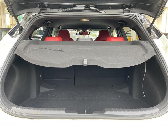 カローラスポーツ ハイブリッドＧ　Ｚ　ＴＲＤエアロ　ナビ　Ｂカメラ　前後ドラレコ　ＥＴＣ（27枚目）