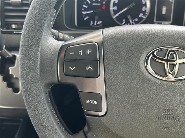 ハイエースバン ロングスーパーGL ダークプライムS ☆ワンオーナー☆4WD☆ディーゼルターボ車☆195/80R15 アルミホイール(オプション)☆デジタルインナーミラー☆パノラミックビュー☆両側パワスラ☆デジタルインナーミラー☆100V充電☆ABS(8枚目)