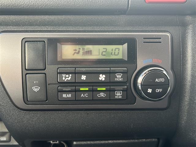 ハイエースバン ロングスーパーGL ダークプライムS ☆ワンオーナー☆4WD☆ディーゼルターボ車☆195/80R15 アルミホイール(オプション)☆デジタルインナーミラー☆パノラミックビュー☆両側パワスラ☆デジタルインナーミラー☆100V充電☆ABS(12枚目)