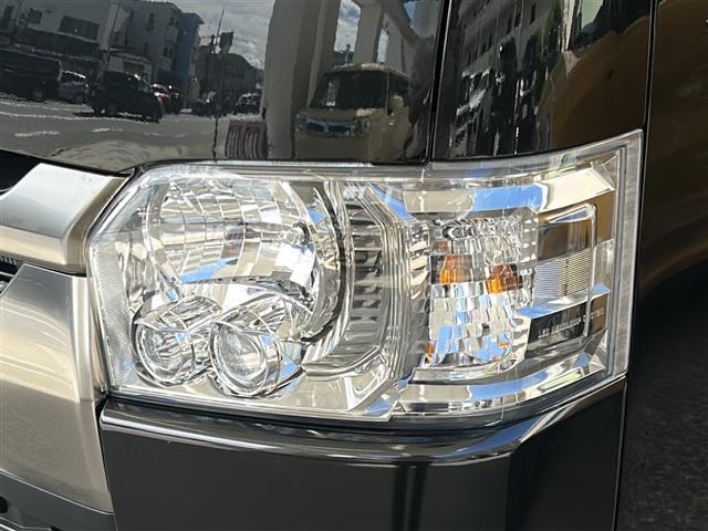 ハイエースバン ロングスーパーGL ダークプライムS ☆ワンオーナー☆4WD☆ディーゼルターボ車☆195/80R15 アルミホイール(オプション)☆デジタルインナーミラー☆パノラミックビュー☆両側パワスラ☆デジタルインナーミラー☆100V充電☆ABS(30枚目)