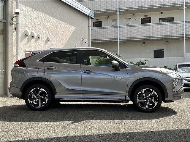 エクリプスクロスPHEV P プラグインHV・4WD・純正メーカーナビ・前後ドラレコ・フルセグTV・e-Assist・マルチアラウンドモニター・ブラインドスポットモニター・パーキングアシスト・ETC・ステアリングヒーター・(37枚目)
