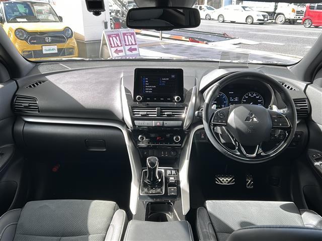 エクリプスクロスPHEV P プラグインHV・4WD・純正メーカーナビ・前後ドラレコ・フルセグTV・e-Assist・マルチアラウンドモニター・ブラインドスポットモニター・パーキングアシスト・ETC・ステアリングヒーター・(42枚目)