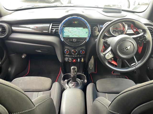 プライム市場上場！ガリバーグループは全国約４６０店舗※のネットワーク！※２０２２年５月現在