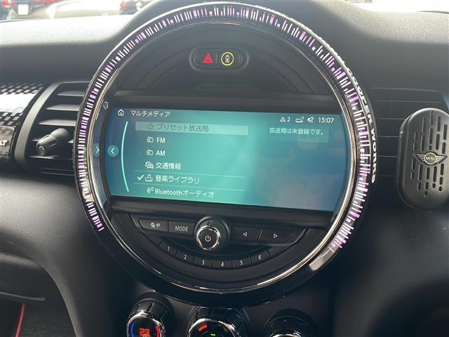 気になる車はすぐにお問い合わせください！画面右側の００６６から始まる無料ダイヤルからお問い合わせ下さい！専門スタッフがお車のご質問にお答えいたします！