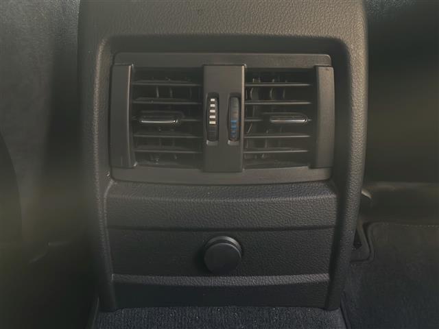 ３シリーズ ３２８ｉ　Ｍスポーツ　ワンセグテレビ（走行中視聴可）・純正ビルトインＥＴＣ・前後ドラレコ・パワーステアリング・パワーウィンドウ・エンジンスタートボタン・ＭＴモード付ＡＴ・パワーシート（Ｄ＋Ｎ席）・後方コーナーセンサー・（20枚目）