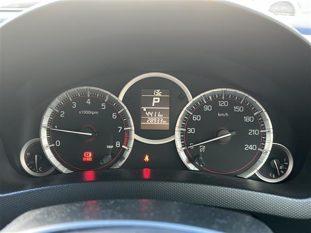 スイフトスポーツ ベースグレード　社外ＳＤナビ・フルセグＴＶ・ビルトインＥＴＣ・ＭＴモード付ＡＴ・前後ドラレコ・クルコン・横滑り防止装置・ＡＢＳ・盗難防止装置・純正フロアマット・純正アルミホイール・エアバック（Ｗ）（6枚目）