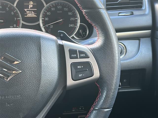 スイフトスポーツ ベースグレード　社外ＳＤナビ・フルセグＴＶ・ビルトインＥＴＣ・ＭＴモード付ＡＴ・前後ドラレコ・クルコン・横滑り防止装置・ＡＢＳ・盗難防止装置・純正フロアマット・純正アルミホイール・エアバック（Ｗ）（9枚目）