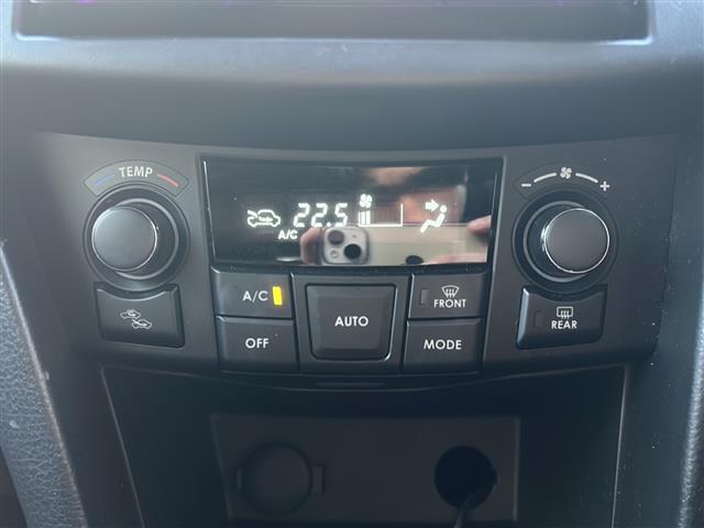 スイフトスポーツ ベースグレード　社外ＳＤナビ・フルセグＴＶ・ビルトインＥＴＣ・ＭＴモード付ＡＴ・前後ドラレコ・クルコン・横滑り防止装置・ＡＢＳ・盗難防止装置・純正フロアマット・純正アルミホイール・エアバック（Ｗ）（12枚目）