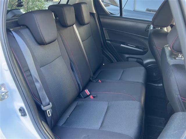 スイフトスポーツ ベースグレード　社外ＳＤナビ・フルセグＴＶ・ビルトインＥＴＣ・ＭＴモード付ＡＴ・前後ドラレコ・クルコン・横滑り防止装置・ＡＢＳ・盗難防止装置・純正フロアマット・純正アルミホイール・エアバック（Ｗ）（23枚目）