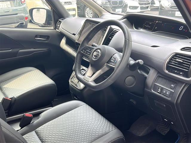 セレナ ｅ－パワー　ハイウェイスターＶ　ワンオーナー・純正メーカーＳＤナビ（ＢＴ／ＵＳＢ／／ＨＤＭＩ）・フルセグＴＶ・アラウンドビューモニター・ＢＳＭ・プロパイロット・ブレーキホールド・両側パワスラ・３列シート・ＡＣＣ・レーンキープアシスト（20枚目）