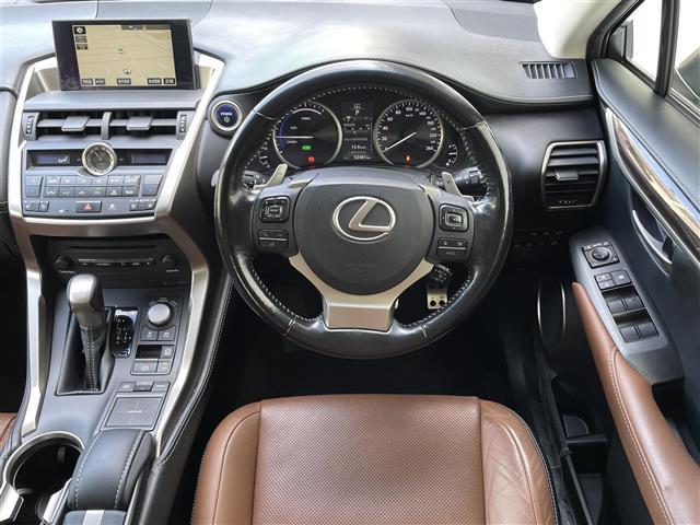 NX NX300h バージョンL(3枚目)