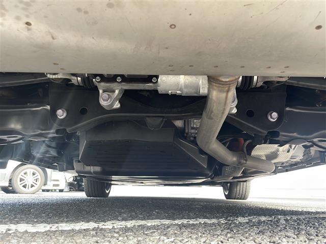 クラウンクロスオーバー Gアドバンスド・レザーパッケージ 禁煙車 ワンオーナー 全方位カメラ 衝突被害軽減装置 ドラレコ 純正ナビ フルセグテレビ レーダークルーズ 置くだけ充電 デジタルインナーミラー パワーバックドア 運転性シートメモリー エアーシート(43枚目)