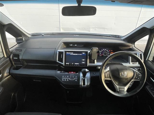 ステップワゴンスパーダ Ｚ（2枚目）