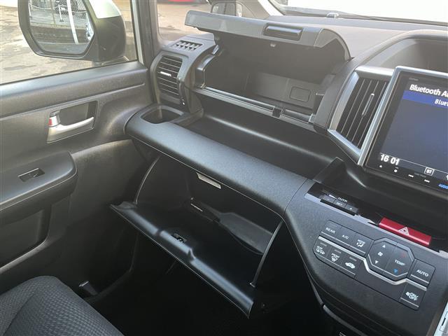 ステップワゴンスパーダ Ｚ（12枚目）