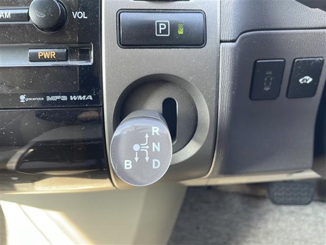 プリウス S(13枚目)