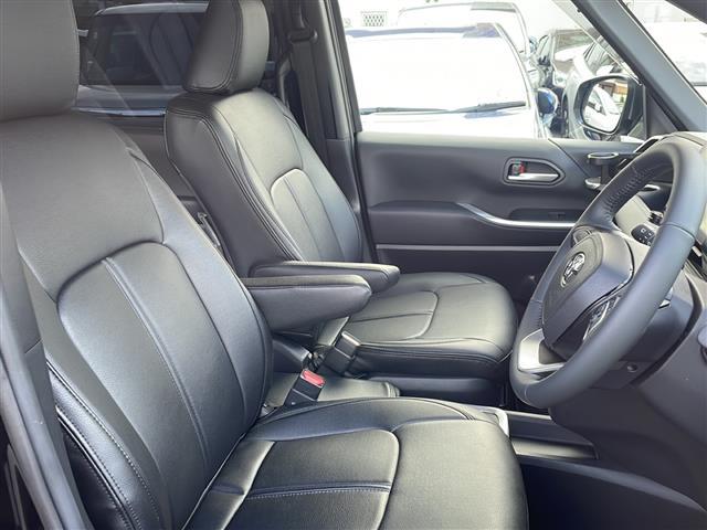 ヴォクシー ハイブリッドS-Z(2枚目)