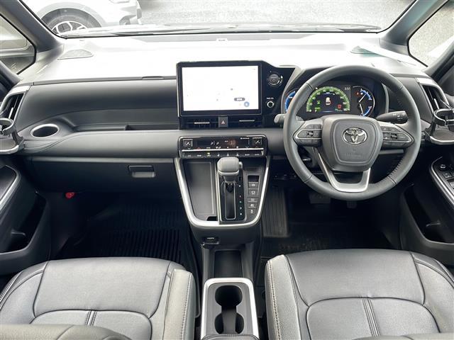 ヴォクシー ハイブリッドS-Z(7枚目)