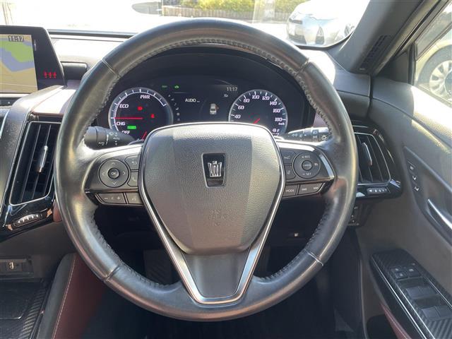 クラウンハイブリッド RSアドバンス 純正ナビ 衝突被害軽減B ビルトインETC 禁煙車(8枚目)