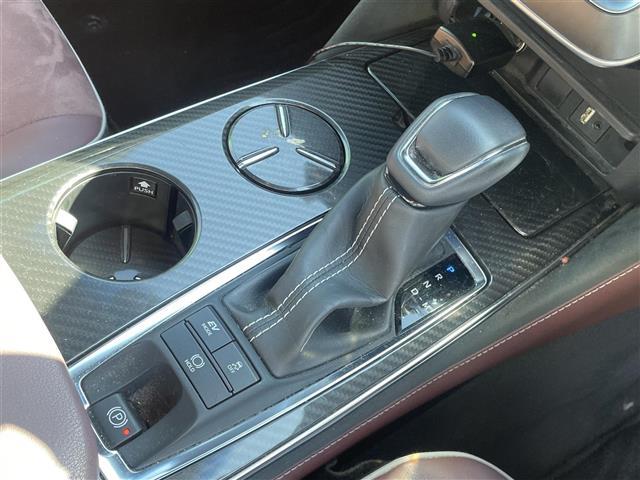 クラウンハイブリッド RSアドバンス 純正ナビ 衝突被害軽減B ビルトインETC 禁煙車(13枚目)