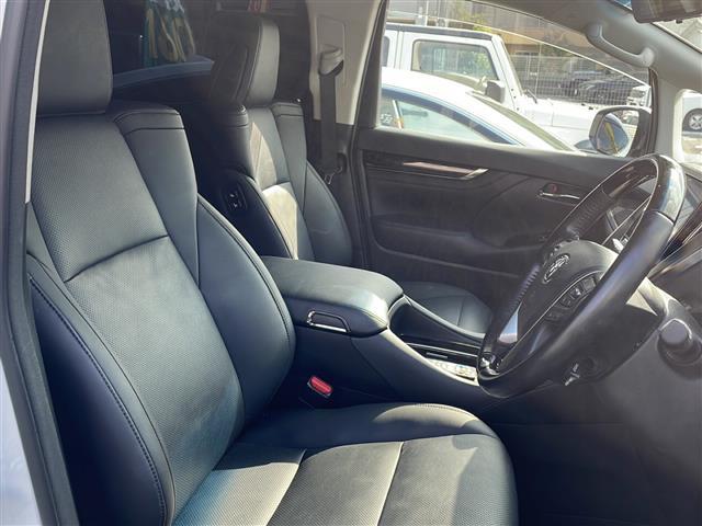 アルファード 2.5S Cパッケージ(2枚目)