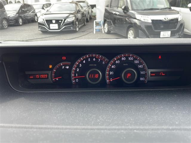ヴォクシー ＺＳ　煌ＩＩＩ（11枚目）