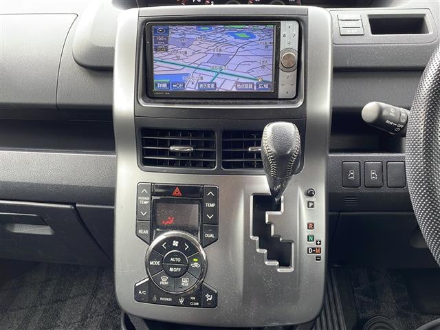 ヴォクシー ＺＳ　煌ＩＩＩ（12枚目）