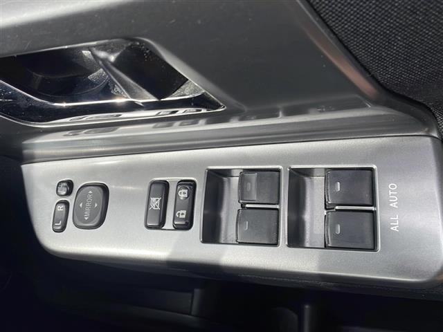 ヴォクシー ＺＳ　煌ＩＩＩ（17枚目）