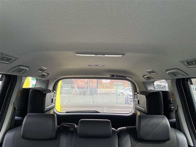 ヴォクシー ＺＳ　煌ＩＩＩ（21枚目）