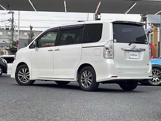 ヴォクシー ＺＳ　煌ＩＩＩ（41枚目）