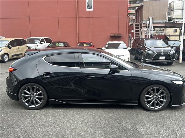 ＭＡＺＤＡ３ファストバック ＸＤバーガンディ　セレクション（11枚目）