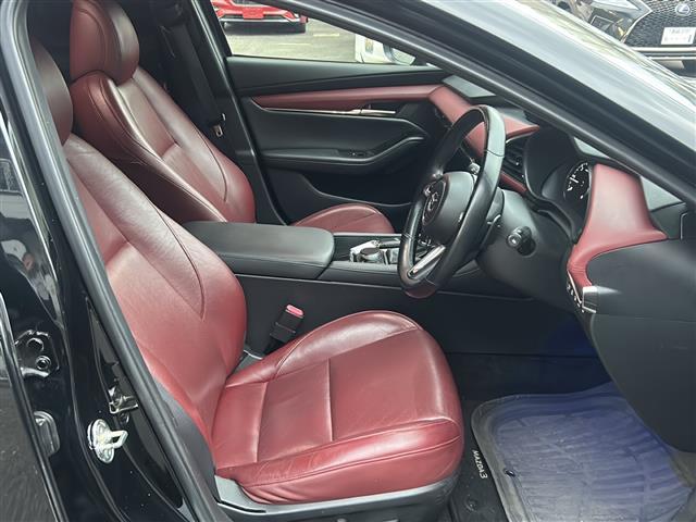 ＭＡＺＤＡ３ファストバック ＸＤバーガンディ　セレクション（19枚目）
