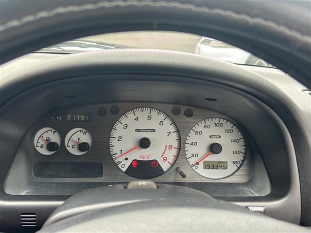 インプレッサ WRX STiバージョンVI 純正リアウィング ターボ車 5速ミッション 専用シート 社外ハードディスクナビ ETC 純正エアロ 純正16インチアルミホイール ブースト計 電圧計(6枚目)