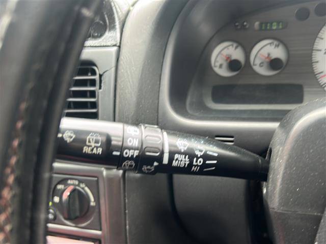 インプレッサ WRX STiバージョンVI 純正リアウィング ターボ車 5速ミッション 専用シート 社外ハードディスクナビ ETC 純正エアロ 純正16インチアルミホイール ブースト計 電圧計(7枚目)