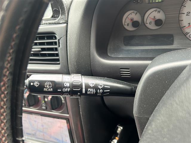 インプレッサ WRX STiバージョンVI 純正リアウィング ターボ車 5速ミッション 専用シート 社外ハードディスクナビ ETC 純正エアロ 純正16インチアルミホイール ブースト計 電圧計(41枚目)