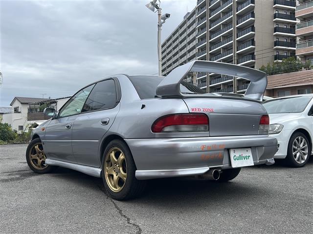 インプレッサ WRX STiバージョンVI 純正リアウィング ターボ車 5速ミッション 専用シート 社外ハードディスクナビ ETC 純正エアロ 純正16インチアルミホイール ブースト計 電圧計(43枚目)