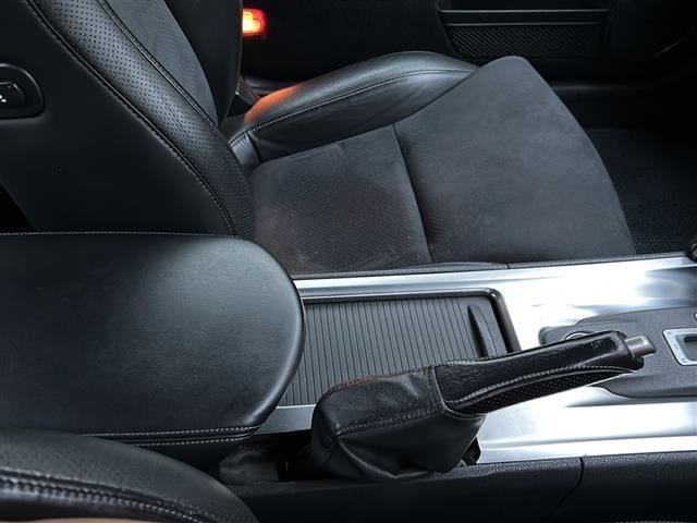GT-R プレミアムエディション 純正HDDナビ BOSEサウンドシステム 4WD ETC アルミホイール パワーシート シートヒーター イモビライザー カーテンエアバッグ クルーズコントロール(16枚目)