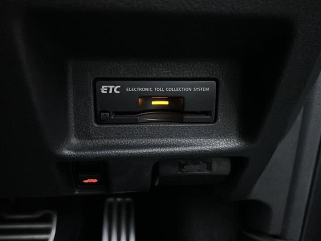 GT-R プレミアムエディション 純正HDDナビ BOSEサウンドシステム 4WD ETC アルミホイール パワーシート シートヒーター イモビライザー カーテンエアバッグ クルーズコントロール(25枚目)