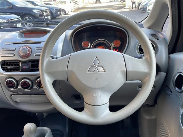 アイ Ｍ　ドアバイザー電動格納ミラーＣＤチェンジャー純正フロアマットパワーウィンドウパワーステアリングリモコンキー（25枚目）