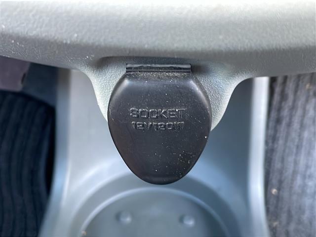 アイ Ｍ　ドアバイザー電動格納ミラーＣＤチェンジャー純正フロアマットパワーウィンドウパワーステアリングリモコンキー（33枚目）