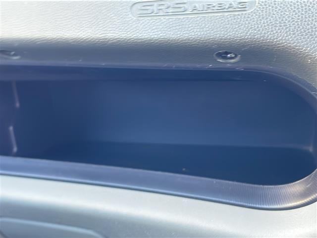 アイ Ｍ　ドアバイザー電動格納ミラーＣＤチェンジャー純正フロアマットパワーウィンドウパワーステアリングリモコンキー（40枚目）