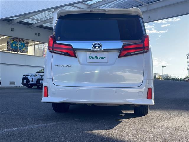 アルファード ２．５Ｓ　ディスプレイオーディオ　ＥＴＣ　前方ドラレコ　ＵＳＢ入力端子　後席モニター　バックカメラ　Ｂｌｕｅｔｏｏｔｈ　両側パワースライドドア　フルセグＴＶ　３列シート　ＬＥＤライト　オートライト（7枚目）