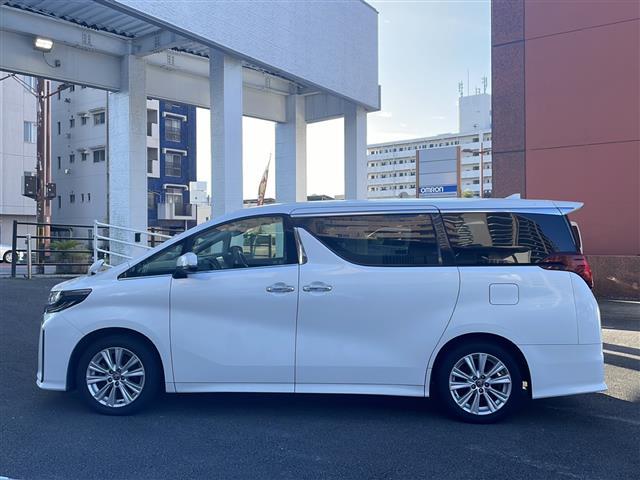 アルファード ２．５Ｓ　ディスプレイオーディオ　ＥＴＣ　前方ドラレコ　ＵＳＢ入力端子　後席モニター　バックカメラ　Ｂｌｕｅｔｏｏｔｈ　両側パワースライドドア　フルセグＴＶ　３列シート　ＬＥＤライト　オートライト（9枚目）