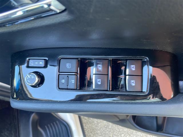 アルファード ２．５Ｓ　ディスプレイオーディオ　ＥＴＣ　前方ドラレコ　ＵＳＢ入力端子　後席モニター　バックカメラ　Ｂｌｕｅｔｏｏｔｈ　両側パワースライドドア　フルセグＴＶ　３列シート　ＬＥＤライト　オートライト（30枚目）
