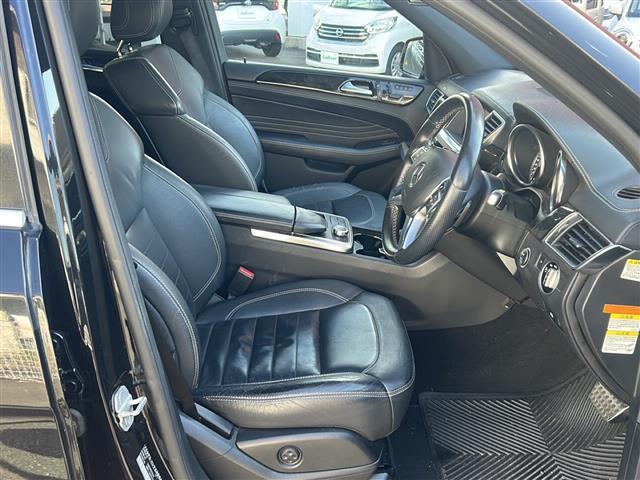 Ｍクラス ＭＬ３５０　ブルーテック　４マチック　メモリナビ　全方位カメラ　ＢＳＭ　サンルーフ　ＥＴＣ　全席シートヒーター　パワーシート（ＤＮ席）　ダウンヒルアシストコントロール　車高調整オフロードモード　ルーフレール　オートライト　電動リアゲート（28枚目）