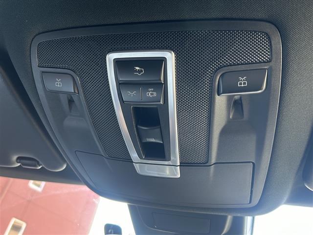 Ｍクラス ＭＬ３５０　ブルーテック　４マチック　メモリナビ　全方位カメラ　ＢＳＭ　サンルーフ　ＥＴＣ　全席シートヒーター　パワーシート（ＤＮ席）　ダウンヒルアシストコントロール　車高調整オフロードモード　ルーフレール　オートライト　電動リアゲート（41枚目）